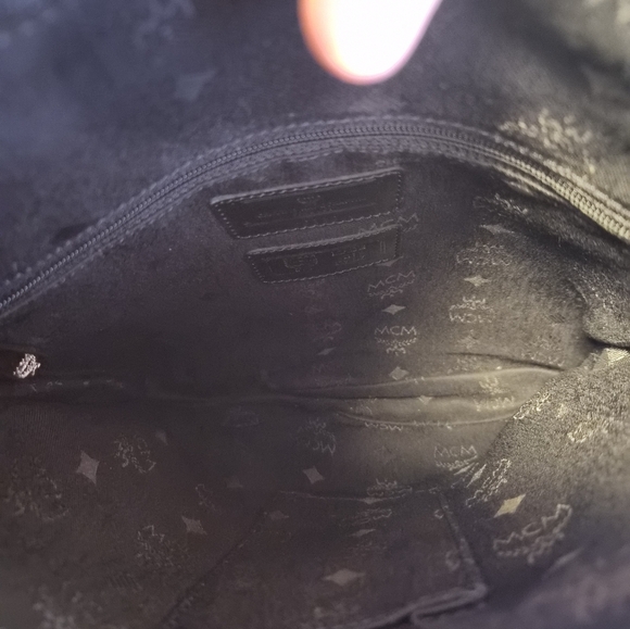 MCM - Picture 4 of 6